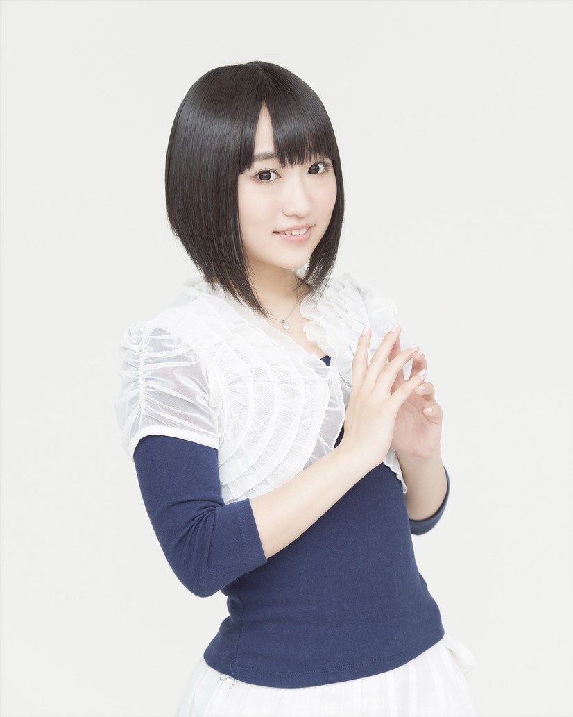 日本女声优街上直播被持刀砍死